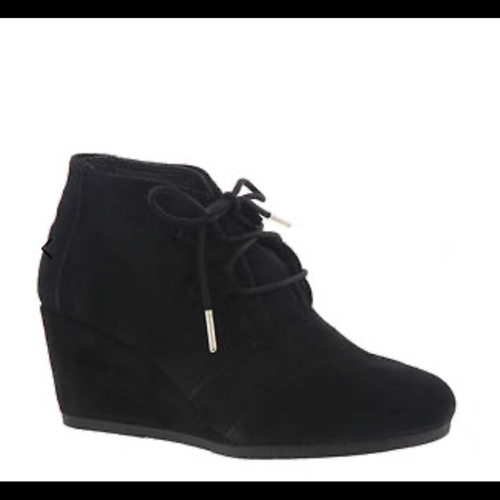 TOMS Wedge Black Booties
